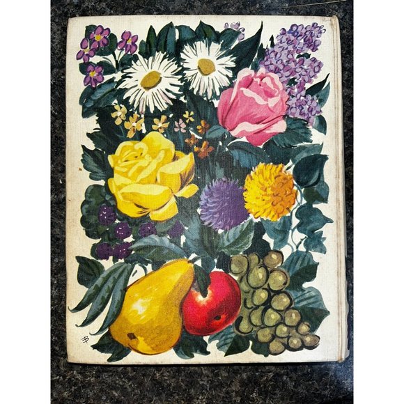 Vintage First Edition of Better Homes & Gardens Garden Book Copyright 1951 - Picture 3 of 9